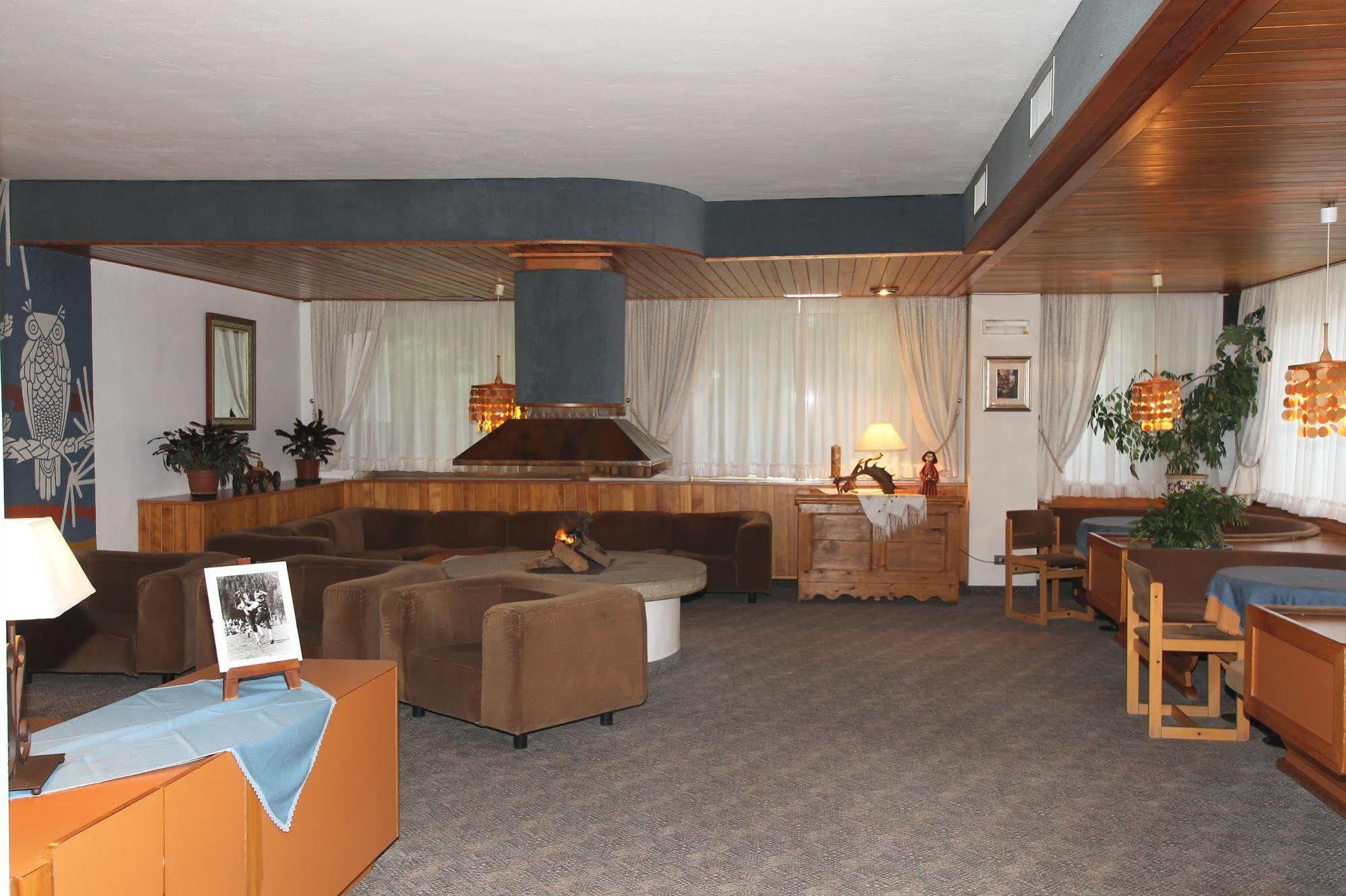 Hotel Villa Rosa Campitello di Fassa Exterior foto
